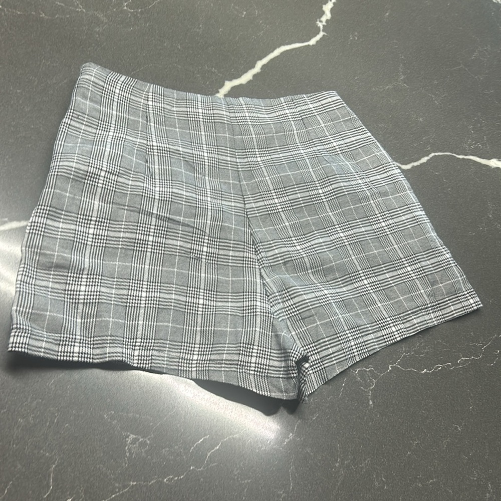 Work shorts - Picture 2 of 2